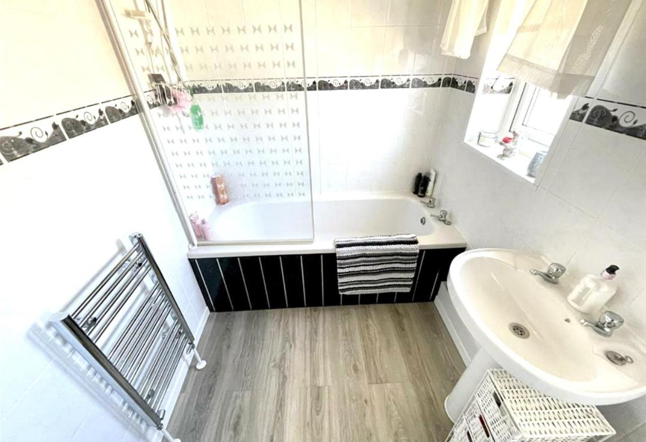 Lovely And Affordable House Closer To The Sea Hartlepool Eksteriør bilde